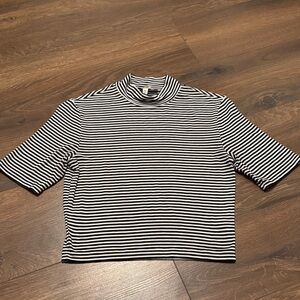 Express Striped Black and White Crop Shirt